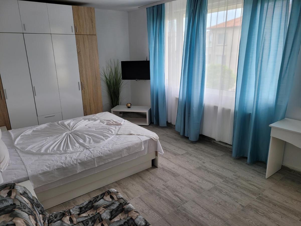 Guest House Evtimov Приморско Екстериор снимка
