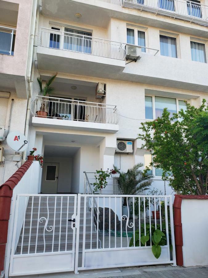 Guest House Evtimov Приморско Екстериор снимка